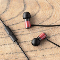 Final Audio E1000C Isolating Earphones With Microphone 12 Final Audio E1000C Isolating Earphones With Microphone -Audio Equipment Shop 190806 final WEB img E1000C gallery 02