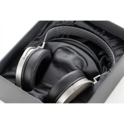 MoonDrop Venus Open-Back Planar Headphone -Audio Equipment Shop 95b87e2322215658835a6272a2eeb6da 2048x2048copy