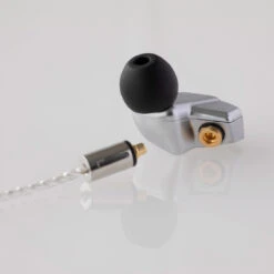 Final Audio B3 Dual BA Driver Earphones (+free Glow-in-the-Dark Tips) -Audio Equipment Shop b3 compile 3