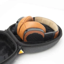 Abyss Diana MR Premium High-Performance Headphone (Open Box) 12 Abyss Diana MR Premium High-Performance Headphone (Open Box) -Audio Equipment Shop diana carry case1copy 9c576f89 ed5b 424f aa81 7893742c8ddc